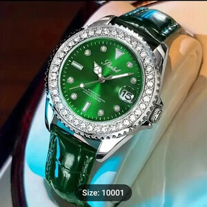 Women's Watch Luxury Rhinestone Quartz Watch Baroque Calendar Leather. NWT